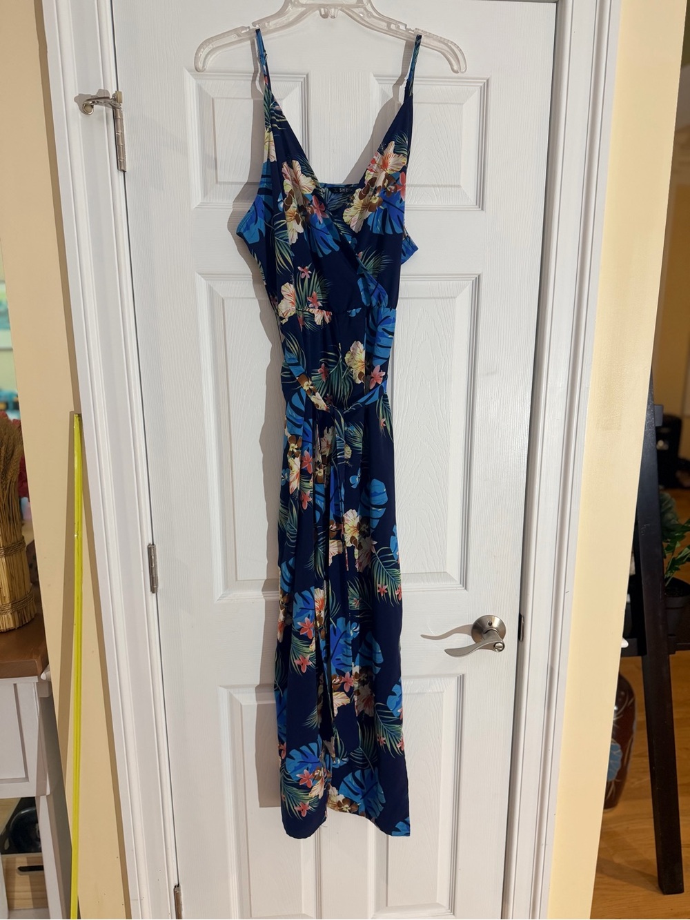Ladies Size XL "SHEIN" Navy Tropical Floral Slip Dress GUC